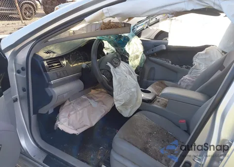 2012 Toyota Camry Le z USA, uszkodzony, nr VIN 4T1BF1FK5CU179750